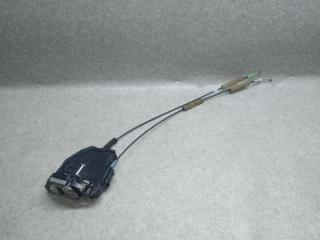 Замок двери задний правый TOYOTA PRIUS PLUS 11-14