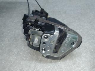 Замок двери задний правый PRIUS PLUS 11-14