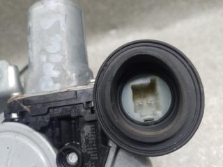 Стеклоподъемник задний левый TOYOTA PRIUS PLUS 11-14