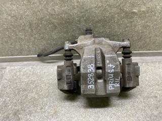 Суппорт тормозной задний левый TOYOTA PRIUS PLUS 11-14