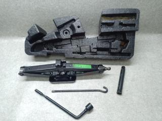 Набор инструментов KIA SORENTO UM 14- 2017