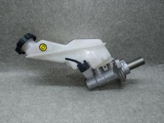 Главный тормозной цилиндр KIA SORENTO UM 14- 2.4 G4KJ