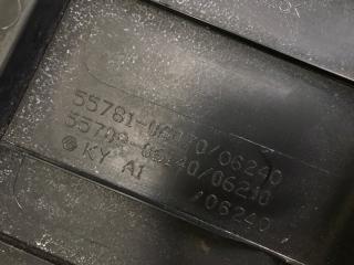 Пластик под лобовое стекло / Жабо CAMRY 55 14-17