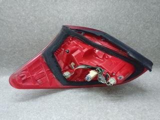 Фонарь наружный правый TOYOTA RAV4 05-12 2.4 2AZFE