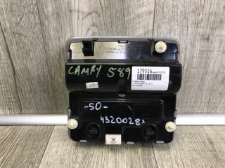 Плафон салона CAMRY 50 12-15