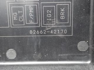 Блок предохранителей моторный отсек левый RAV4 05-12 2006 2.4 2AZFE