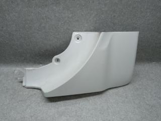 Накладка крышки багажника правая TOYOTA RAV4 05-12 2006