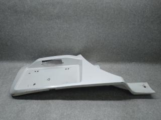 Накладка крышки багажника левая TOYOTA RAV4 05-12 2.4 2AZFE