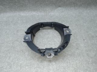 Кронштейн противотуманной фары левый TOYOTA RAV4 05-12 2.4 2AZFE