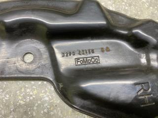 Защита тормозного диска передняя правая FORD FUSION 14- C20EDEF