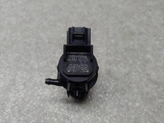 Запчасть насос омывателя стекла передний TOYOTA RAV4 05-12 2006