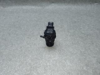 Насос омывателя стекла задний TOYOTA RAV4 05-12 2006 Б/У Насос омывателя стекла задний TOYOTA RAV4 05-12 2006