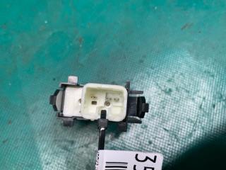 Кнопка центрального замка передняя правая TOYOTA AVALON 05-12 3.5 2GR-FE