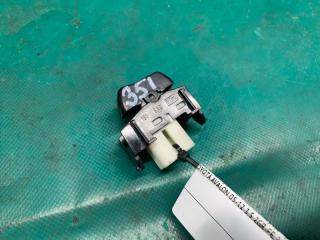 Кнопка центрального замка передняя правая AVALON 05-12 2006 3.5 2GR-FE