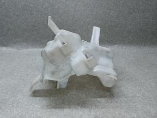 Бачок омывателя передний PRIUS - 30 09-17 2011 XW30 1.8 2ZRFXE