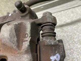 Суппорт тормозной передний правый FORESTER 12-19 2015 2.5 FB25B