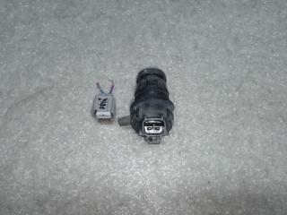 Насос омывателя стекла задний TOYOTA PRIUS - 30 09-17 XW30 1.8 2ZRFXE