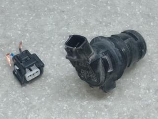 Насос омывателя стекла передний TOYOTA PRIUS - 30 09-17 2011 Б/У Насос омывателя стекла передний TOYOTA PRIUS - 30 09-17 2011