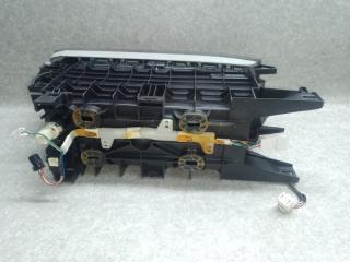 Подлокотник PRIUS - 30 09-17 2011 XW30 1.8 2ZRFXE