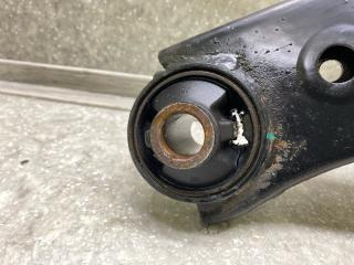 Рычаг передней подвески нижний правый SUBARU FORESTER 12-19 2.5 FB25B