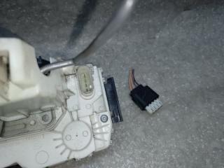 Замок двери передний левый JOURNEY 08-20 2008 3.5 EGF