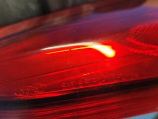 Фонарь наружный левый FOCUS 10-18