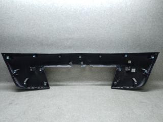 Накладка крышки багажника TOYOTA PRIUS 16- 1.8 2ZRFXE