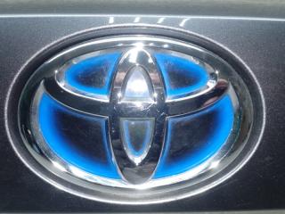 Накладка крышки багажника PRIUS 16- 2017 1.8 2ZRFXE