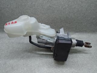 Главный тормозной цилиндр PRIUS 16- 2017 1.8 2ZRFXE