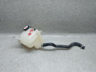 Бачок расширительный PRIUS 16- 2017 1.8 2ZRFXE