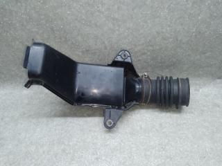 Патрубок воздушного фильтра PRIUS 16- 2017 1.8 2ZRFXE