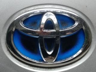 Накладка двигателя декоративная PRIUS 16- 2017 1.8 2ZRFXE