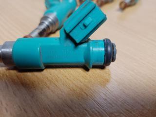 Форсунка топливная CAMRY 40 06-11