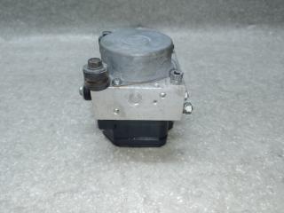 Блок ABS PRIUS 16- 2017 1.8 2ZRFXE