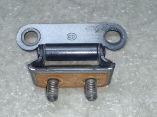 Петля крышки багажника TOYOTA PRIUS 16- 2017