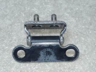 Петля крышки багажника PRIUS 16- 2017 1.8 2ZRFXE