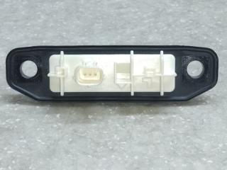 Кнопка открывания багажника наружная TOYOTA PRIUS 16- 1.8 2ZRFXE