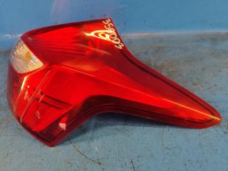 Фонарь наружный правый FORD FOCUS 10-18