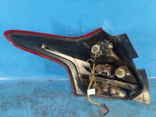 Фонарь наружный правый FOCUS 10-18