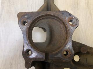 Цапфа левая CAMRY 30 02-06 2002 3.0 1MZFE