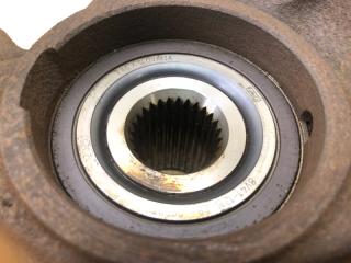 Кулак поворотный передний левый FOCUS 10-18 2014 2.0 C20HDEX