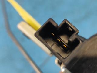 Замок крышки багажника CAMRY 40 06-11