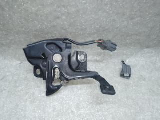 Замок капота HONDA ACCORD CL7 / TSX 03-08 2005