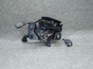 Замок капота ACCORD CL7 / TSX 03-08 2005 2.4L