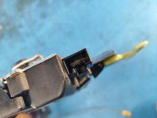 Замок крышки багажника CAMRY 40 06-11