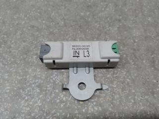 Антенна левая TOYOTA CAMRY 70 17- 2019