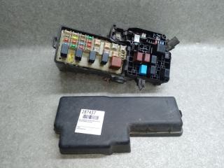 Блок предохранителей моторный отсек TOYOTA CAMRY 30 02-06