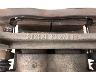 Суппорт тормозной передний правый VENZA 09-16 2013 3.5 2GR-FE