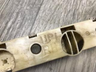 Кронштейн заднего бампера правый ROGUE 08-15 2010 2.5 QR25DE