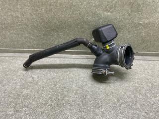 Патрубок воздушного фильтра PRIUS 16- 2017 1.8 2ZRFXE